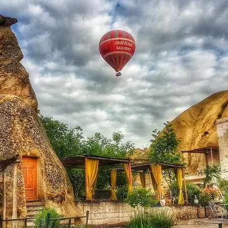 Otel Queen's Cave Cappadocia 2*