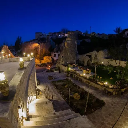 Queen's Cave Cappadocia 2*