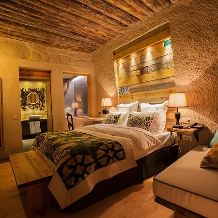 Queen's Cave Cappadocia 2*